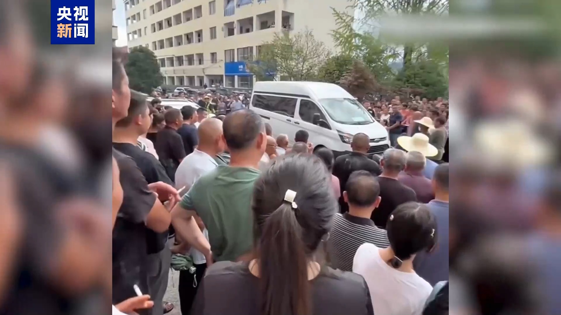 感动中国丨帮同事脱险自己却被洪水卷走 李东:在洪流绝唱中托举生命